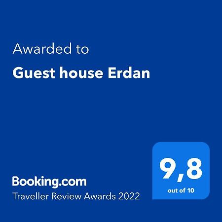 Guest House Erdan Плав Экстерьер фото