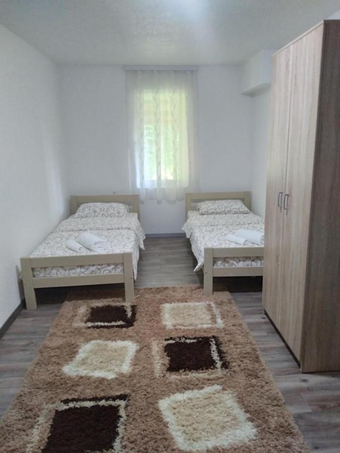 Guest House Erdan Плав Экстерьер фото