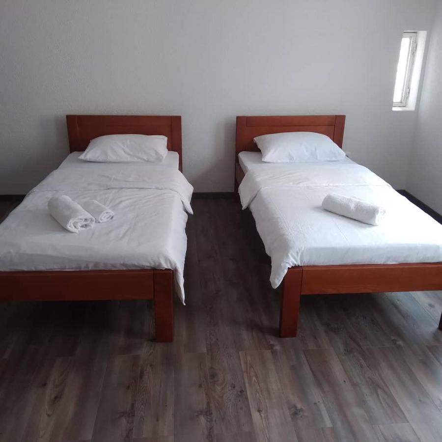 Guest House Erdan Плав Экстерьер фото